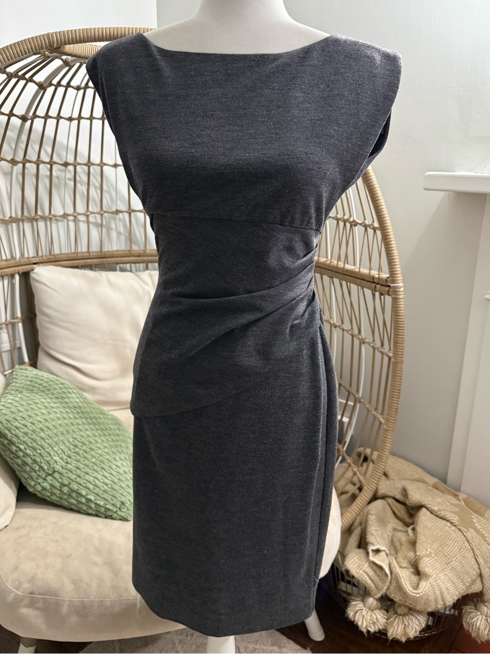 Diane Von Furstenberg DVF Gray Wool Blend Ruched Sheath Dress Size 4